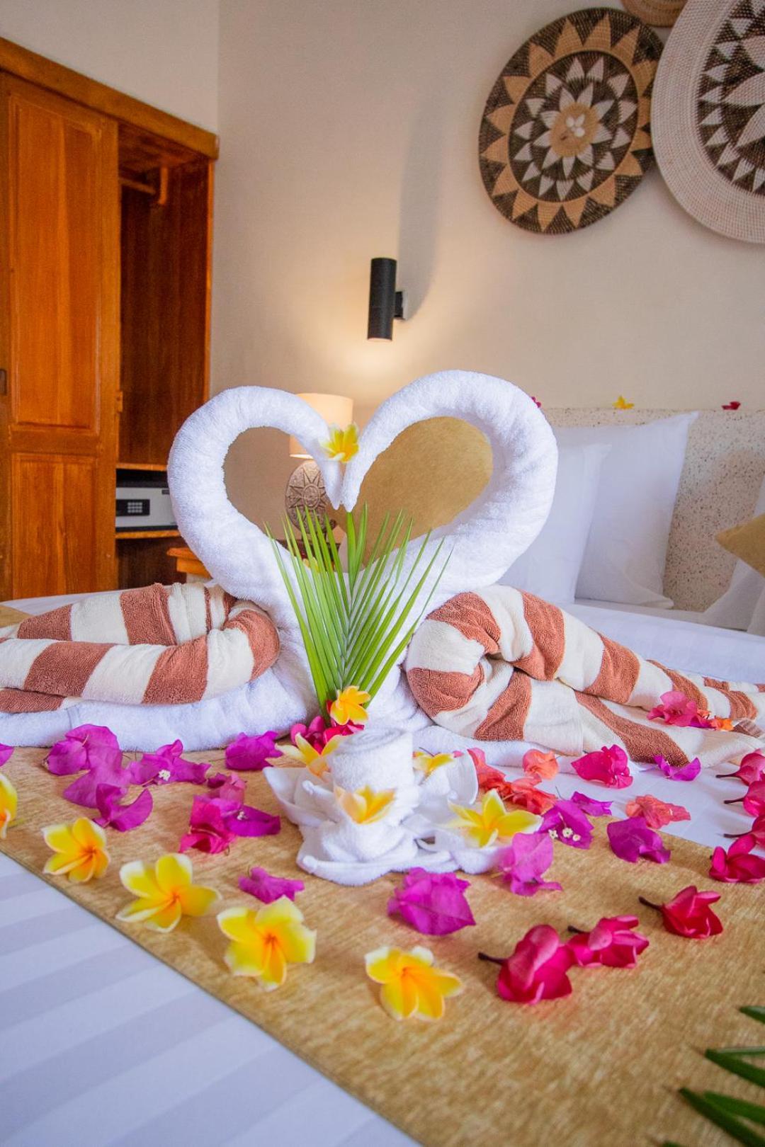 Tanis Village - Luxury Villas Gili Air Exterior foto